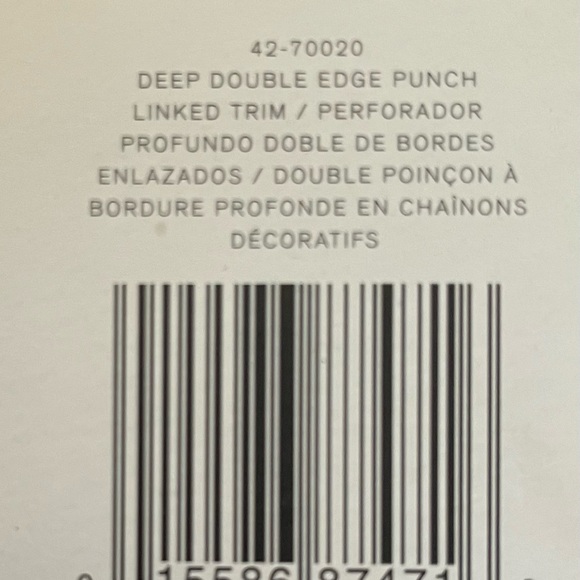 NIB Martha Stewart Crafts Double-Edge Punch- Linked Trim #42-70020. Papercrafts! - Picture 3 of 7